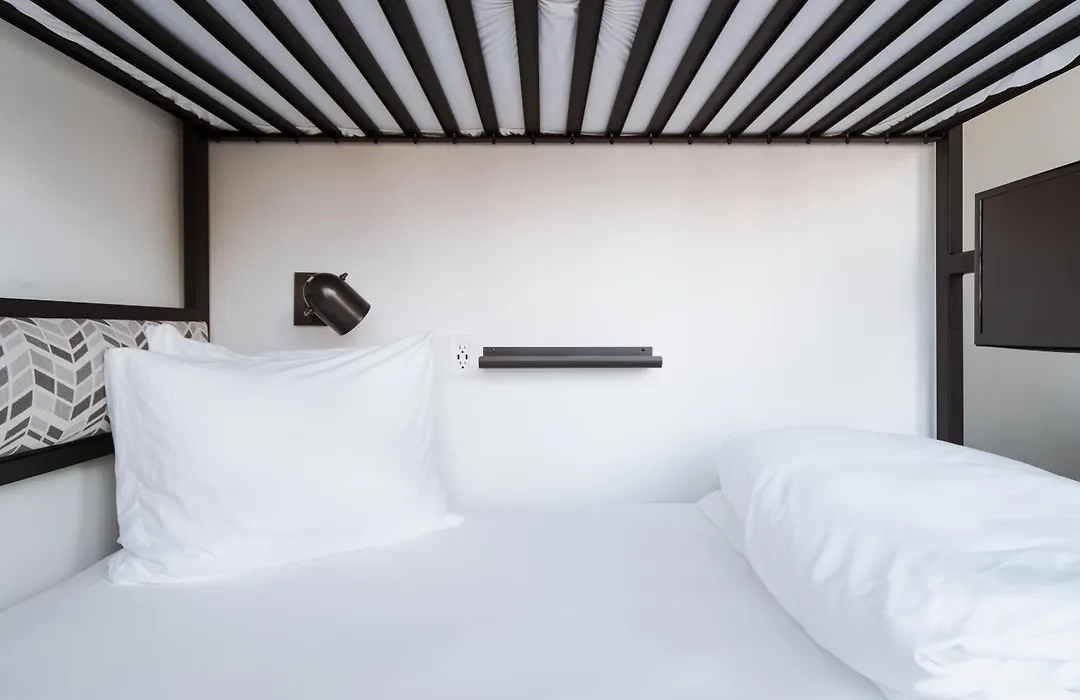 Hotel Hive-1