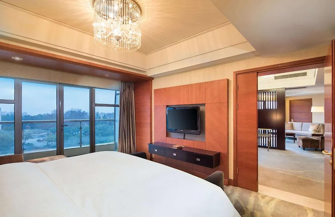 Wyndham Grand Plaza Royale Hangzhou-1