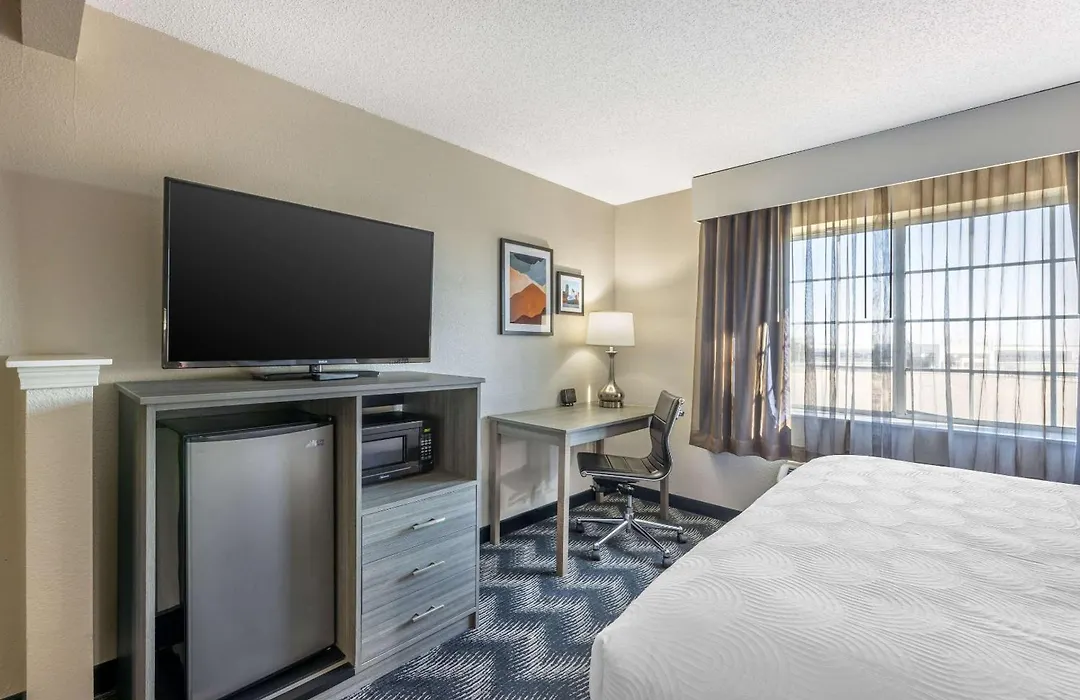 Country Inn & Suites By Radisson, Bolingbrook-Romeoville, I-55-1