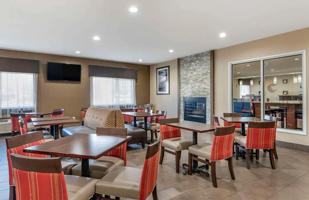 Comfort Suites Terre Haute University Area-1