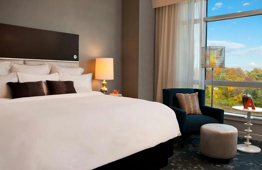Renaissance Arlington Capital View Hotel-1
