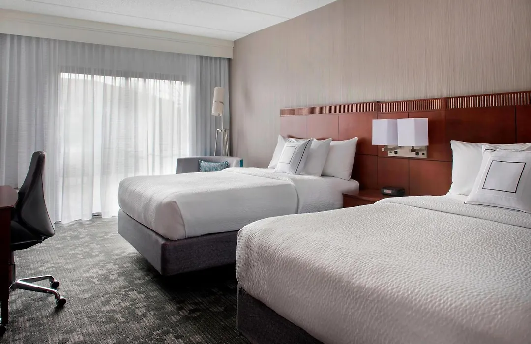 Courtyard By Marriott Fishkill-1