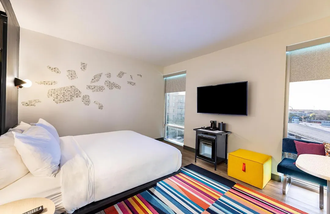 Aloft By Marriott Savannah Downtown Historic District-1