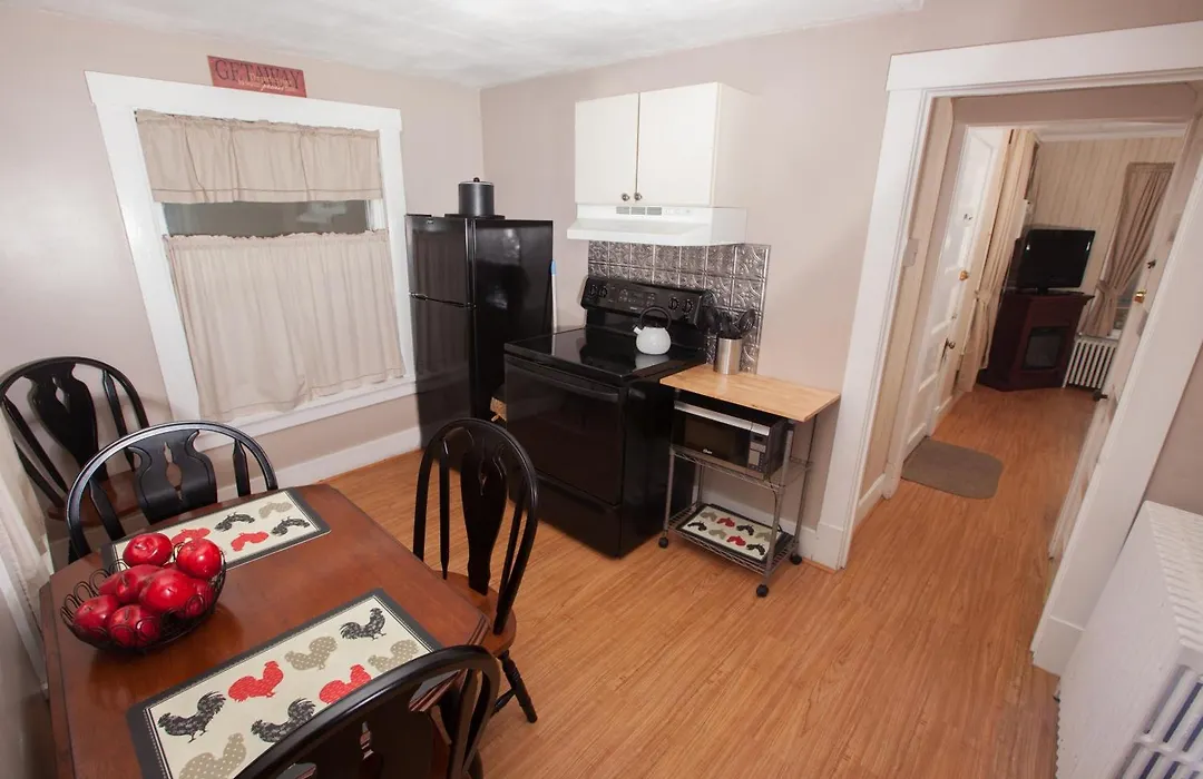 Knotty Pine Motel-1