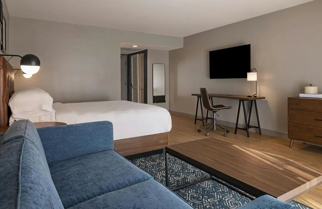 Four Points By Sheraton Bakersfield-1
