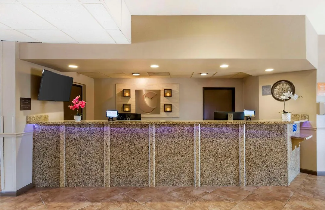 Comfort Inn Phoenix Central City-1