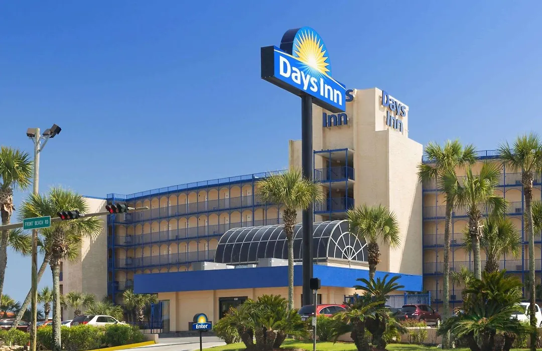 Days Inn By Wyndham Panama City Beach Beachfront Resort-1