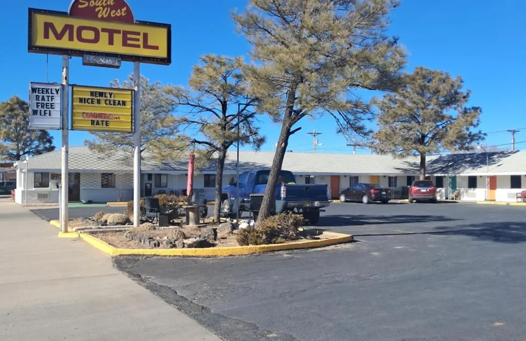 South West Motel-1