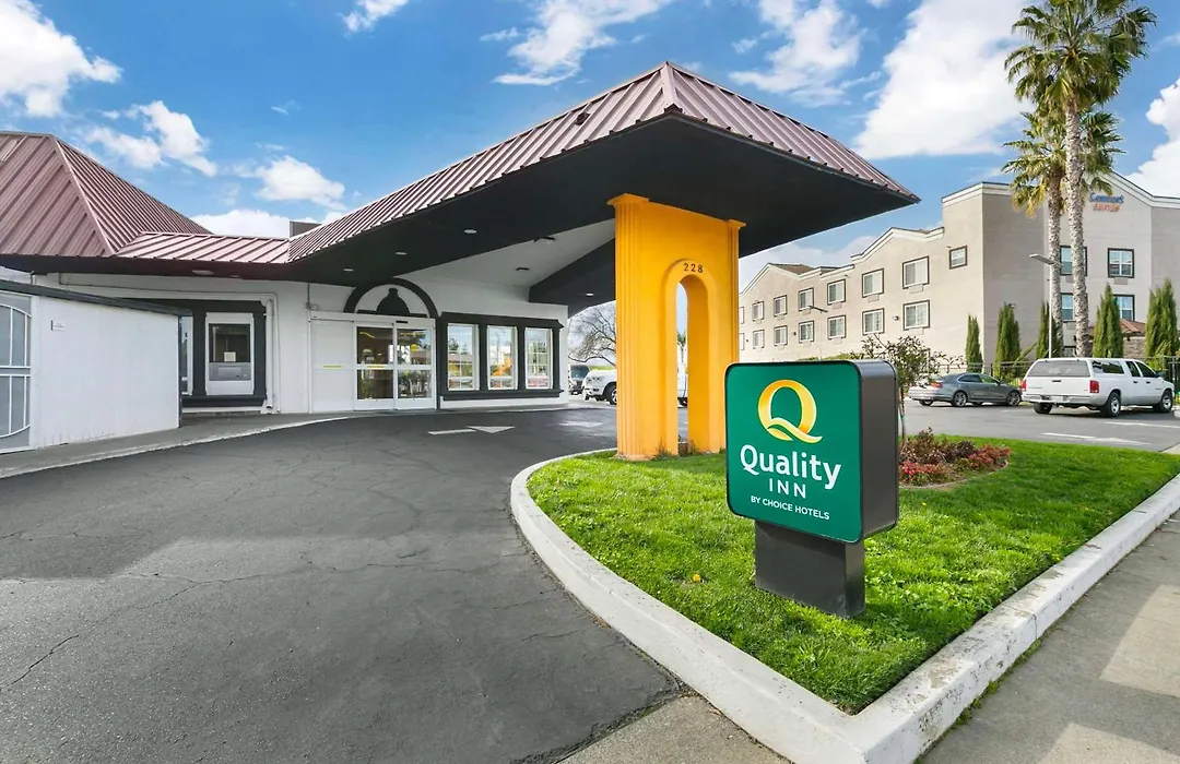 Quality Inn & Suites Sacramento Downtown Area-1