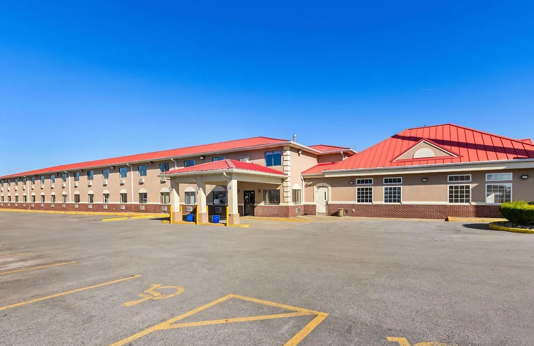 Super 8 By Wyndham Elizabethtown-1