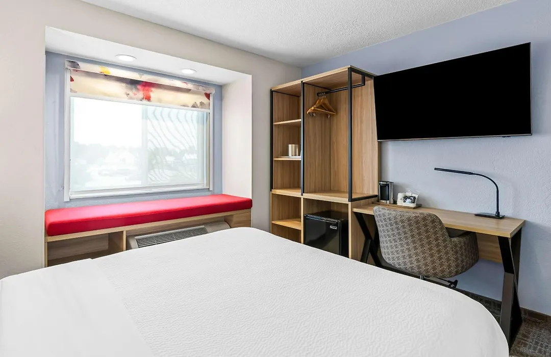 Best Western Buffalo Inn & Suites-1