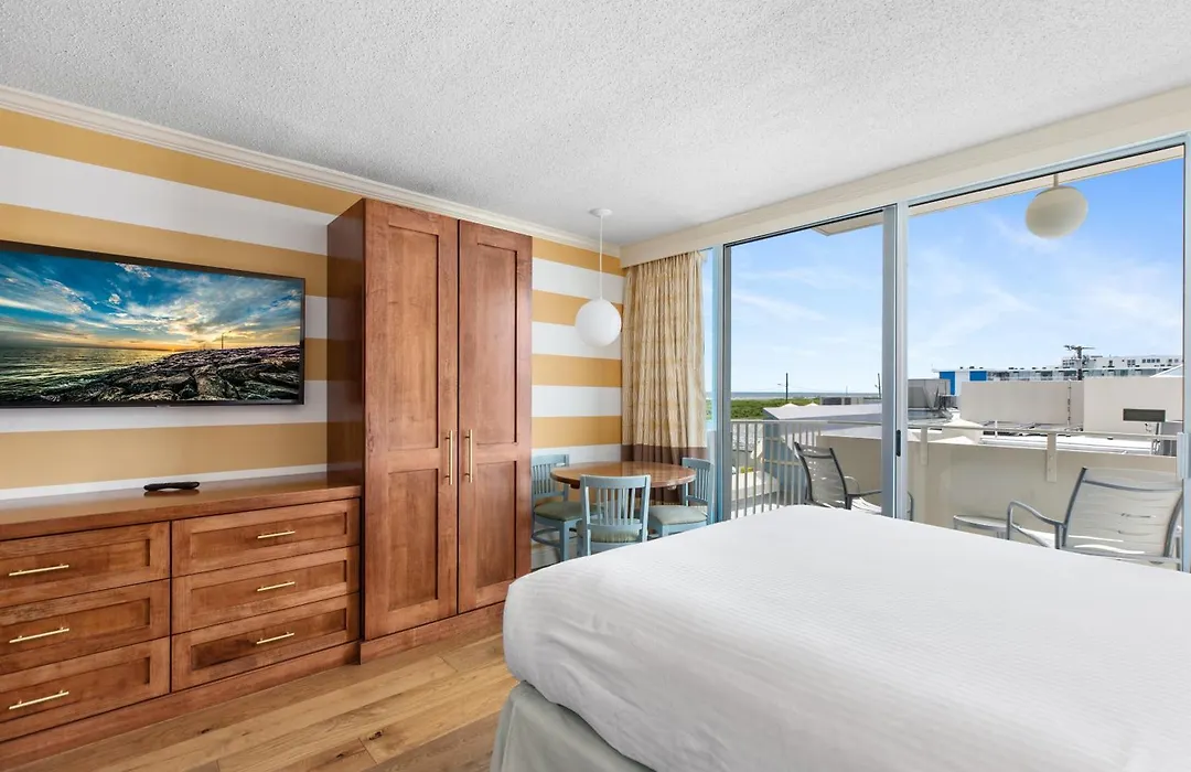 Pan American Oceanfront Hotel-1