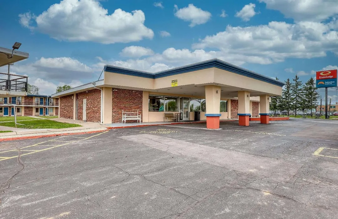 Econo Lodge Neenah-1