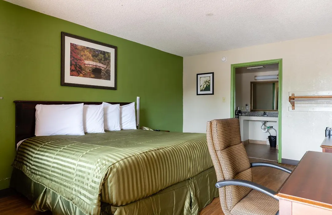 Country Hearth Inn & Suites Marietta-1