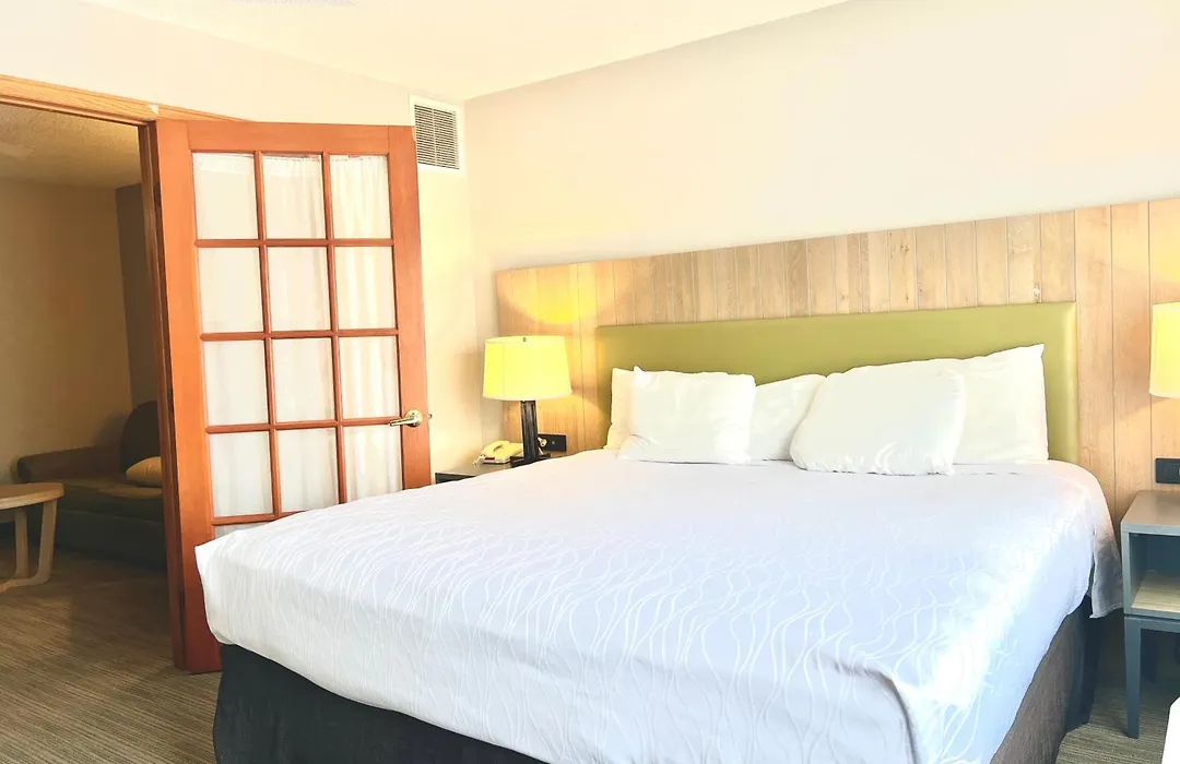 Country Inn & Suites By Radisson, Minneapolis-Shakopee-1