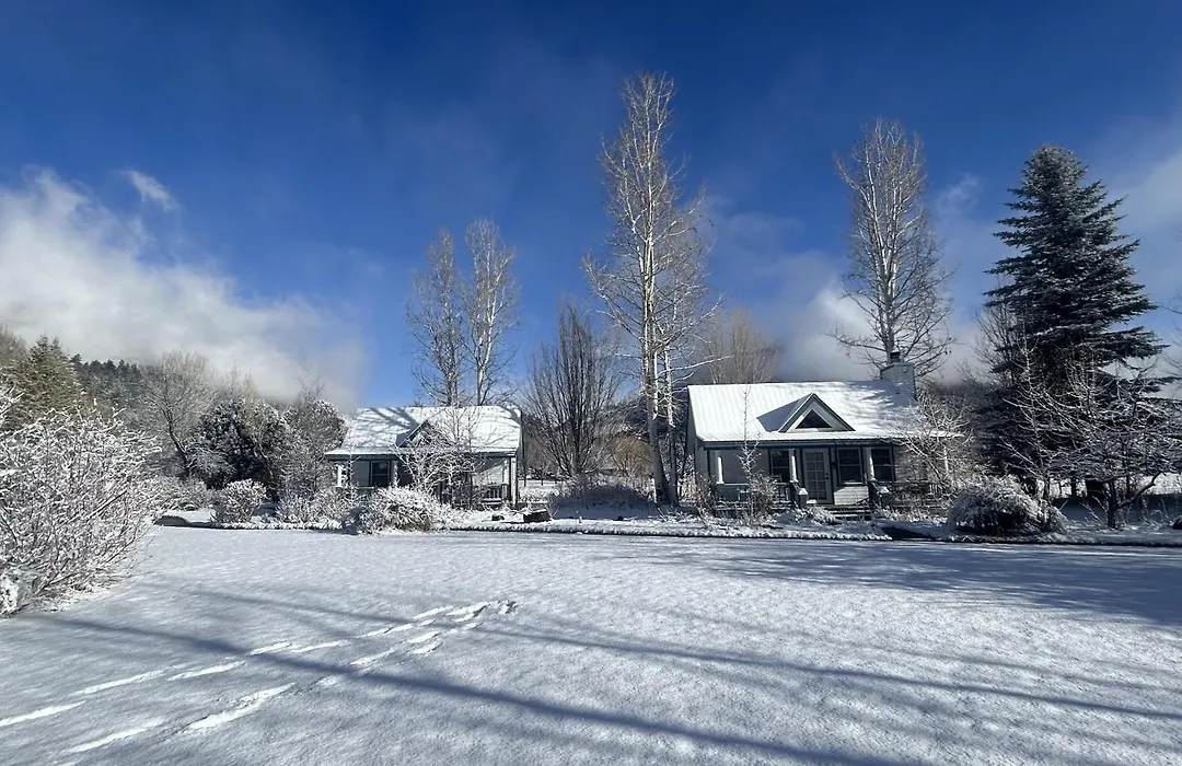 Apple Orchard Inn-1