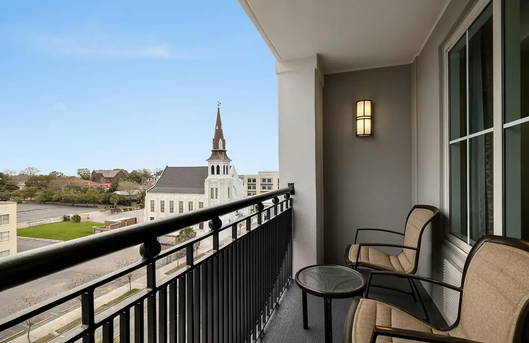 Courtyard By Marriott Charleston Historic District-1