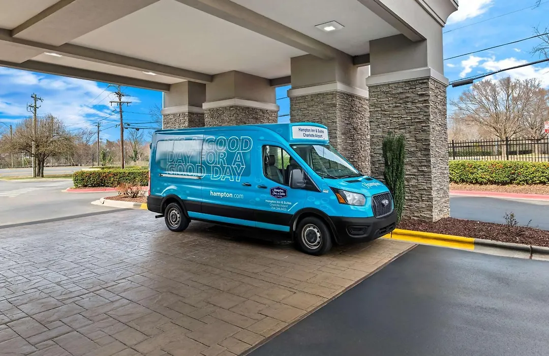 Hampton Inn & Suites Charlotte-Airport-1