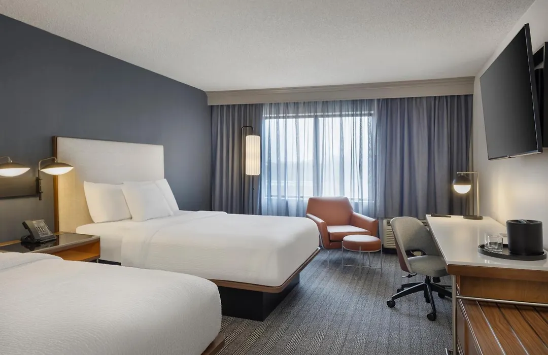 Courtyard By Marriott Springfield Airport-1