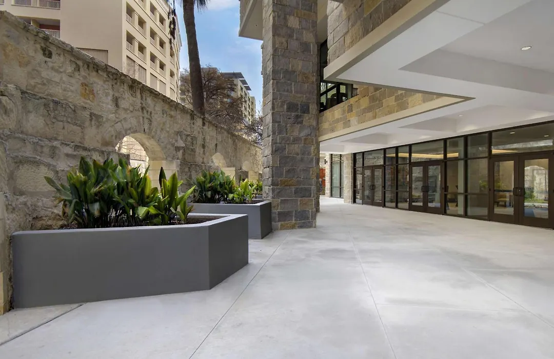 Hampton Inn & Suites On The San Antonio Riverwalk-1