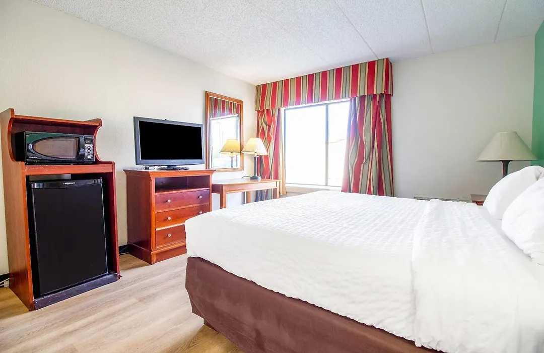 Tulsa Square Hotel Central, I-44 By Oyo-1