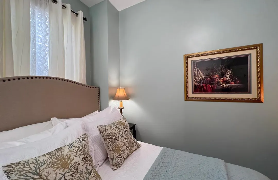 Victorian House Bed And Breakfast-1