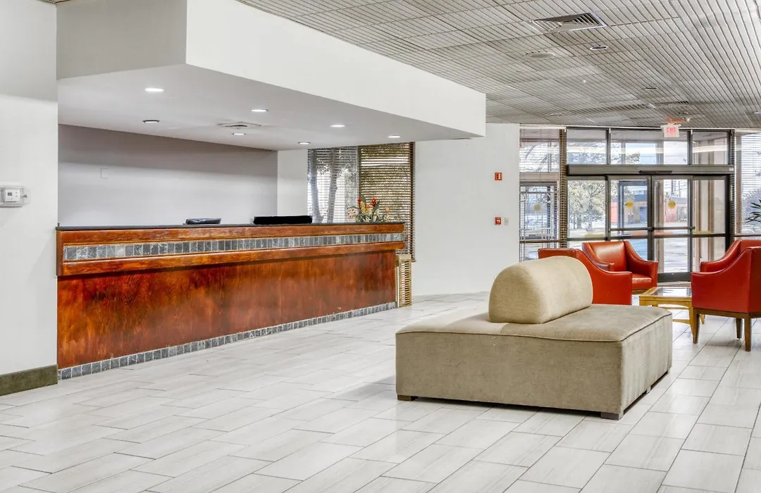 Oyo Hotel Burlington South-1