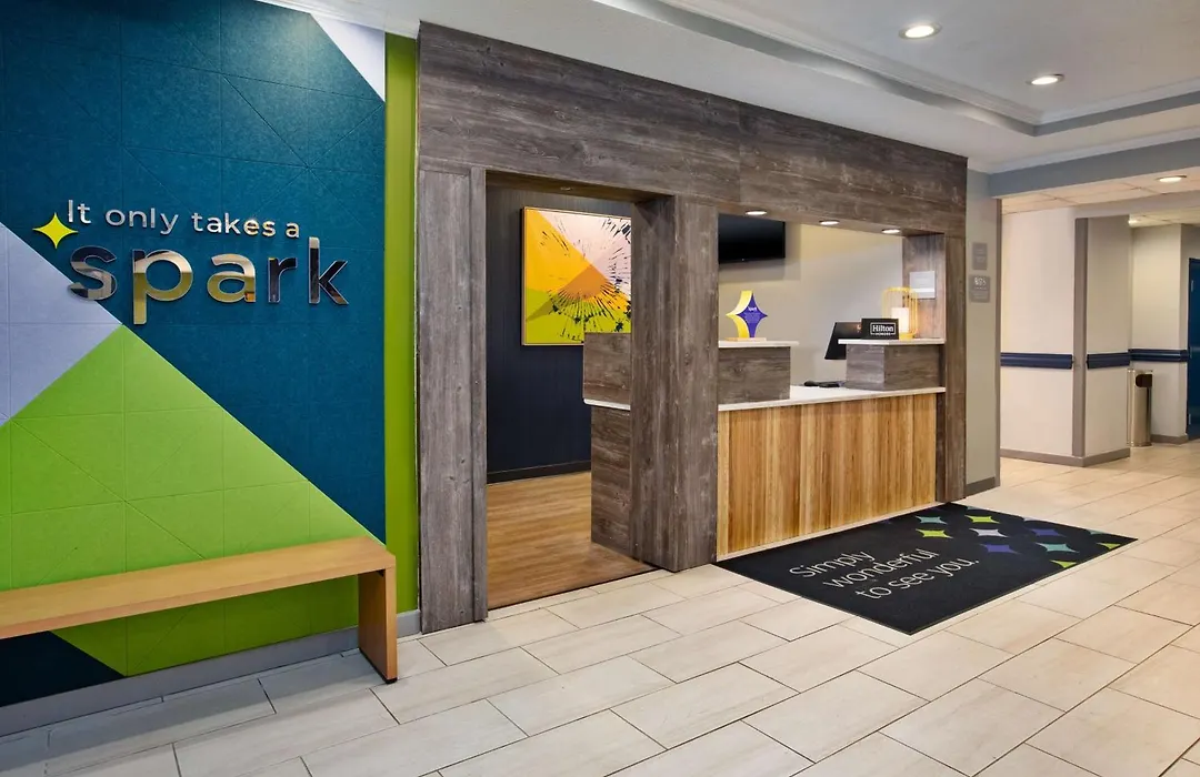 Spark By Hilton Walker Grand Rapids North-1
