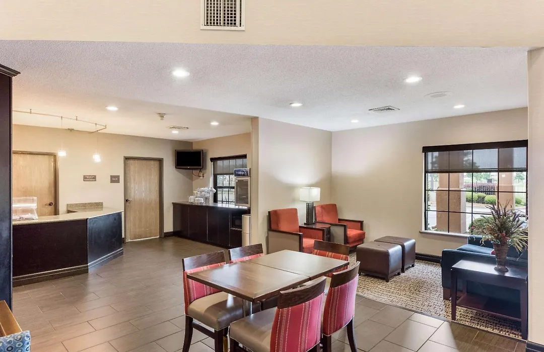 Comfort Suites Monroe-1
