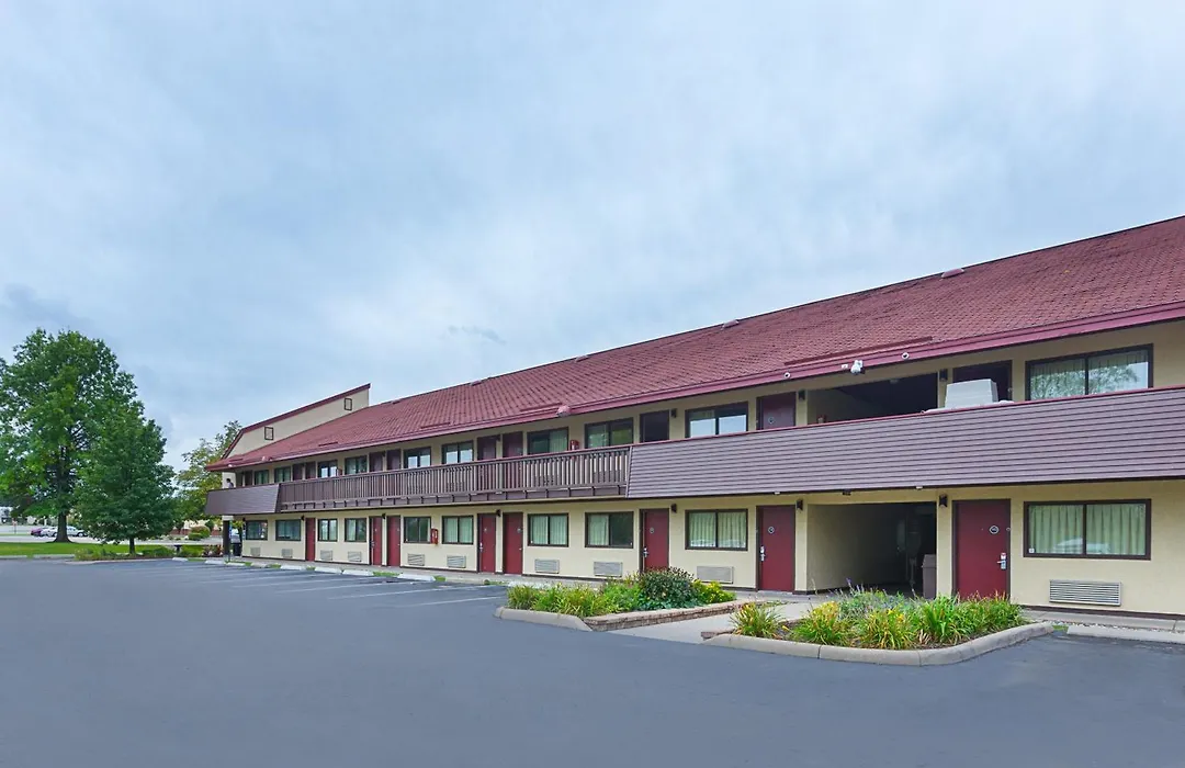 Red Roof Inn Lansing West - Msu-1
