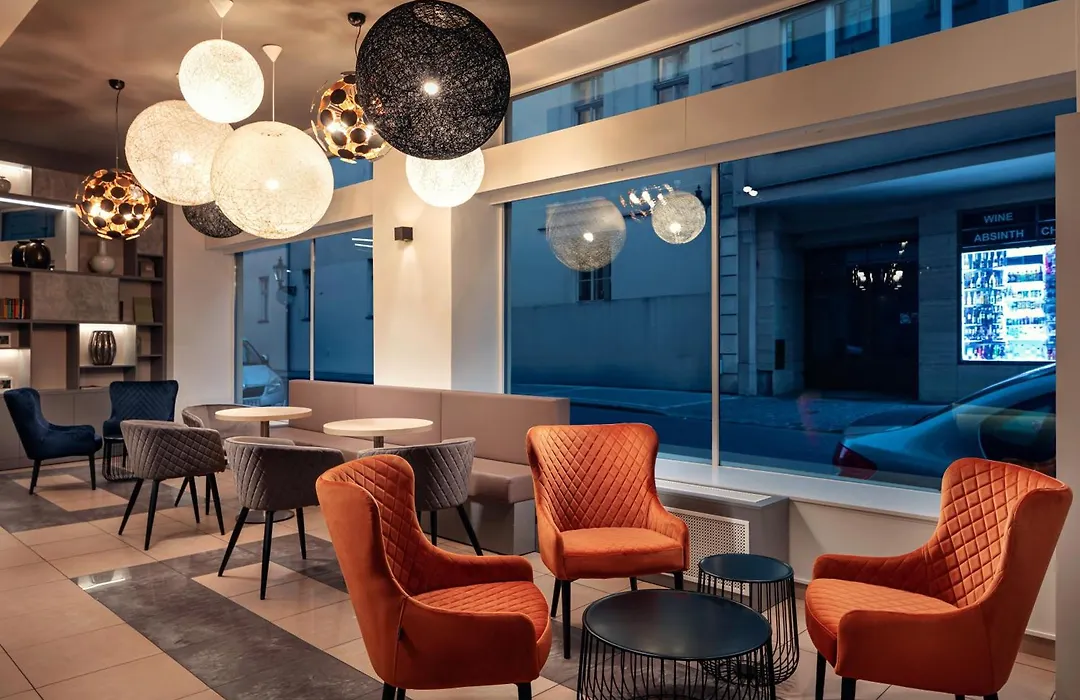 Astoria Hotel-1