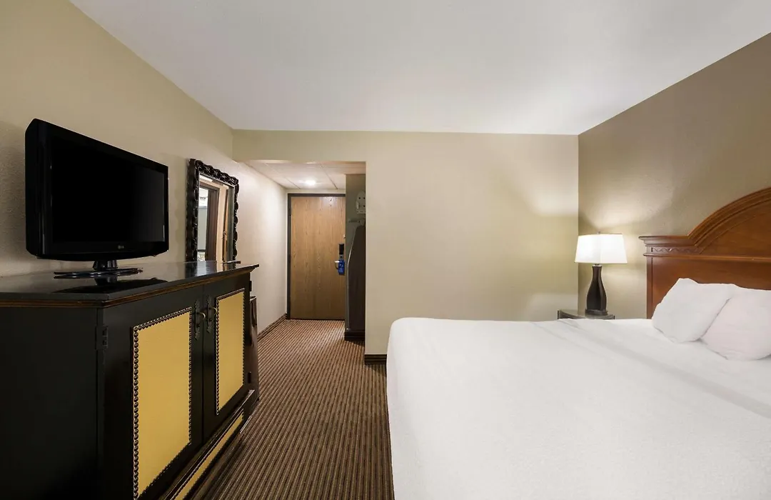 Revel Hotel Minot - Surestay Collection By Best Western-1
