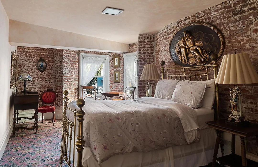Chateau Tivoli Bed And Breakfast-1