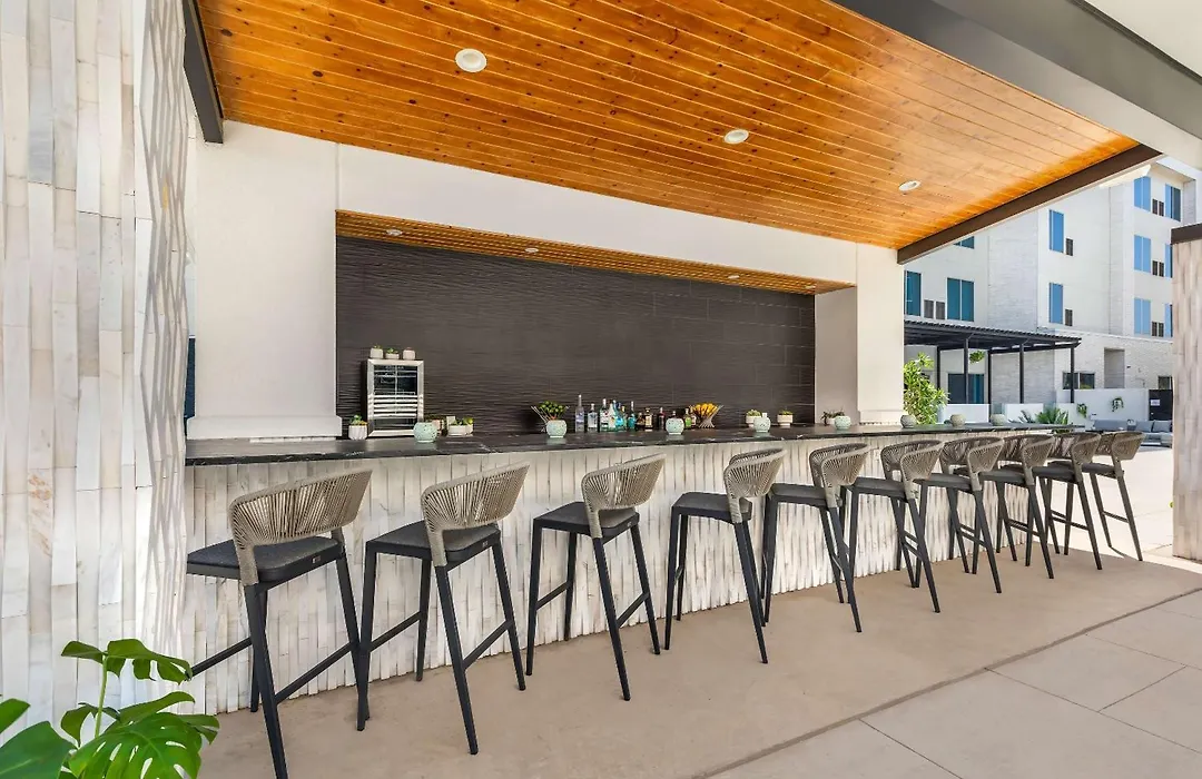 Cambria Hotel Waco University Riverfront-1