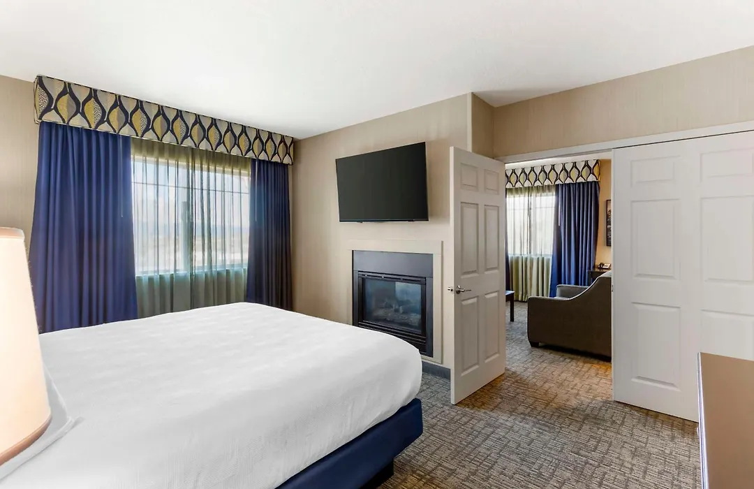 Best Western Plus Grant Creek Inn-1