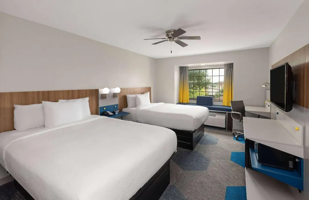 Microtel Inn & Suites By Wyndham Buda Austin South-1