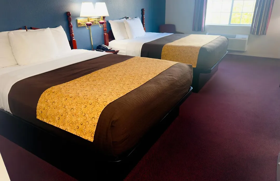 Scenic Hills Inn-1