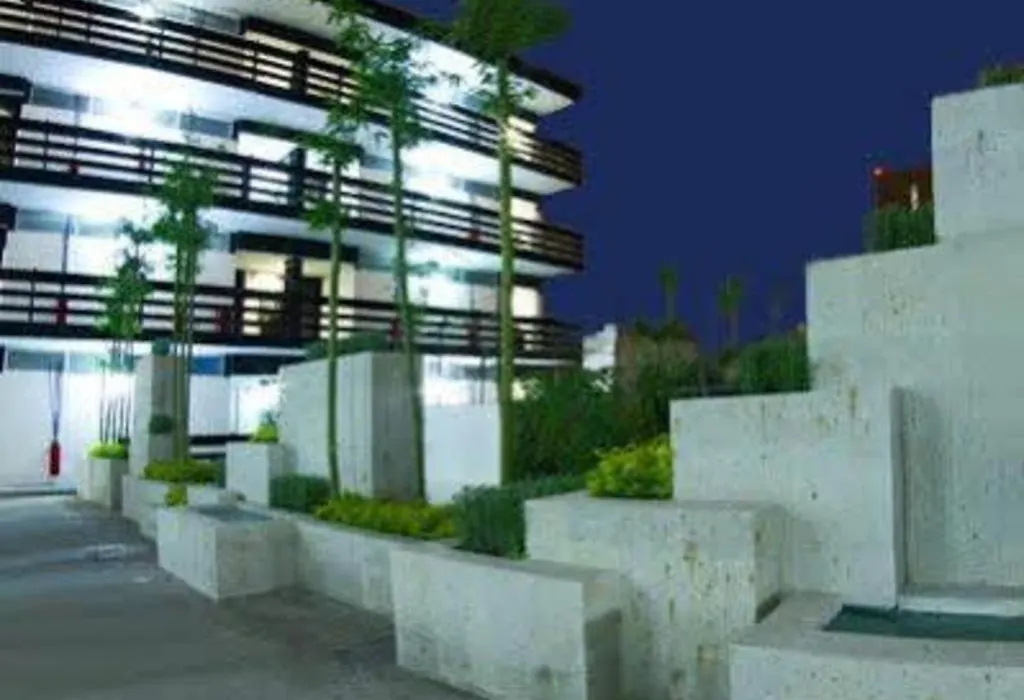 Hotel Portonovo Plaza Expo-1