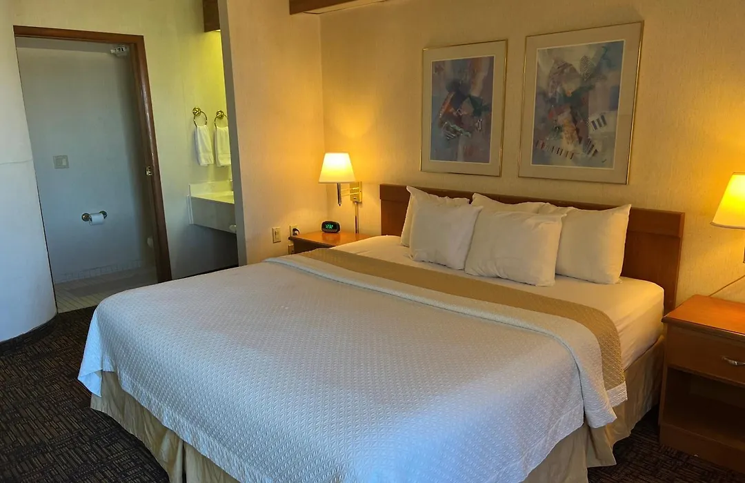 Days Inn By Wyndham Liberal Ks-1