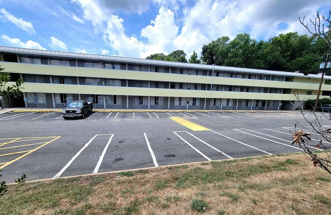 Days Inn By Wyndham Alexandria South-1