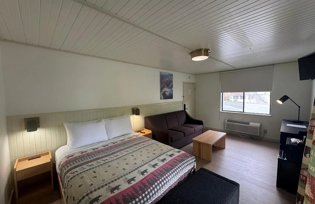 Ski Mountain Lodge-1