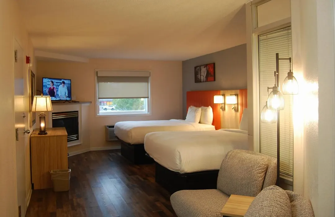 Vacation Lodge-1