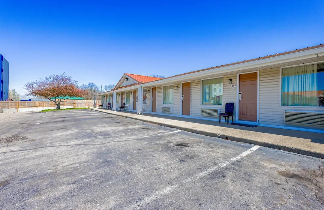 Cozy Garden Inn By Oyo Hwy 40 Richmond-1