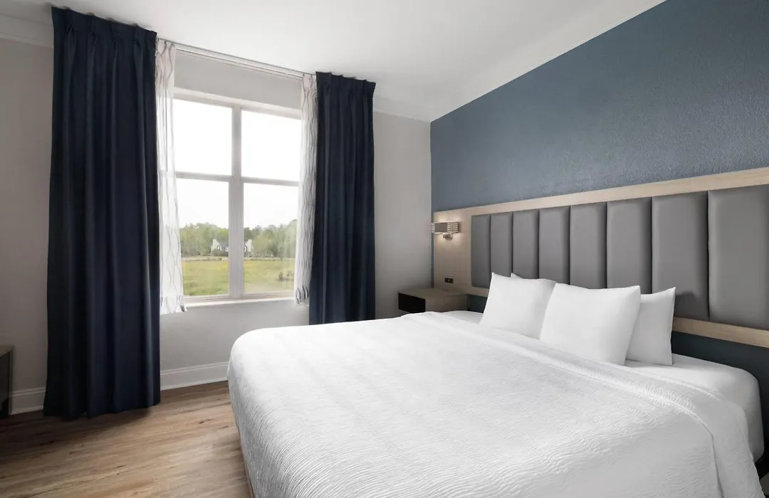Wingate By Wyndham Savannah Gateway-1