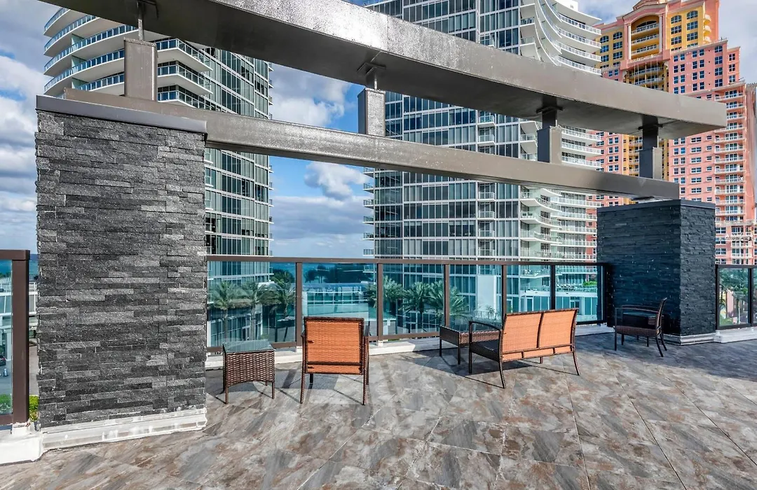 Cambria Hotel Fort Lauderdale Beach-1