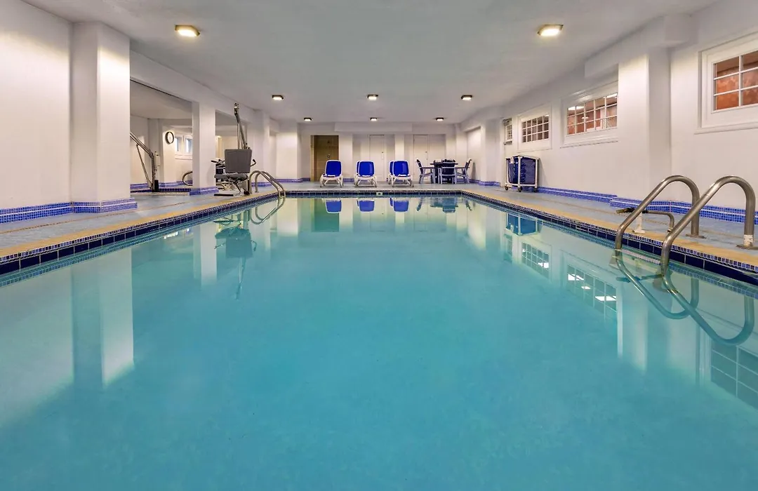 Howard Johnson Plaza By Wyndham Ocean City Oceanfront-1