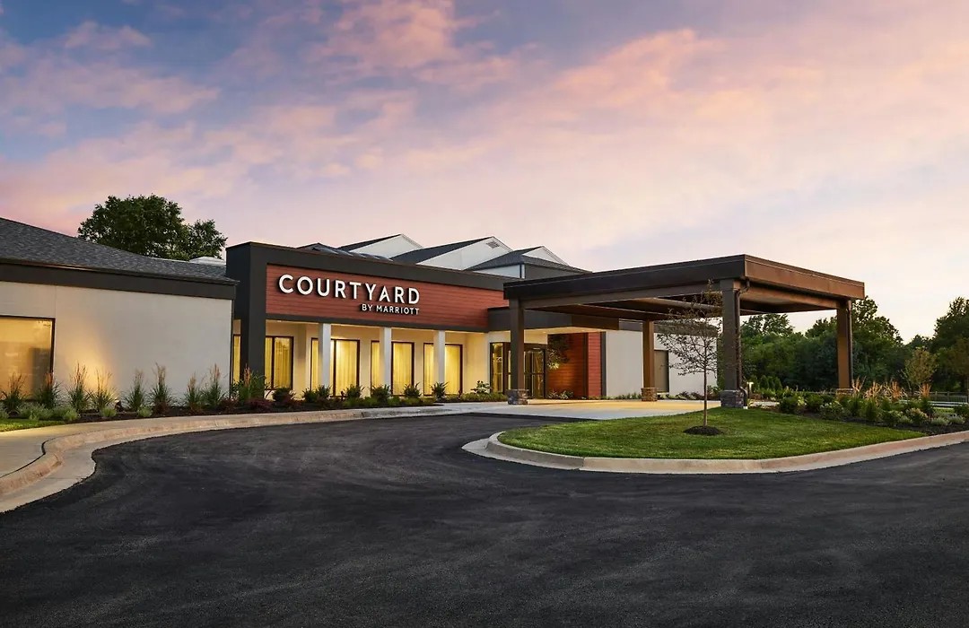 Courtyard Kansas City Overland Park/Metcalf, South Of College Boulevard-1