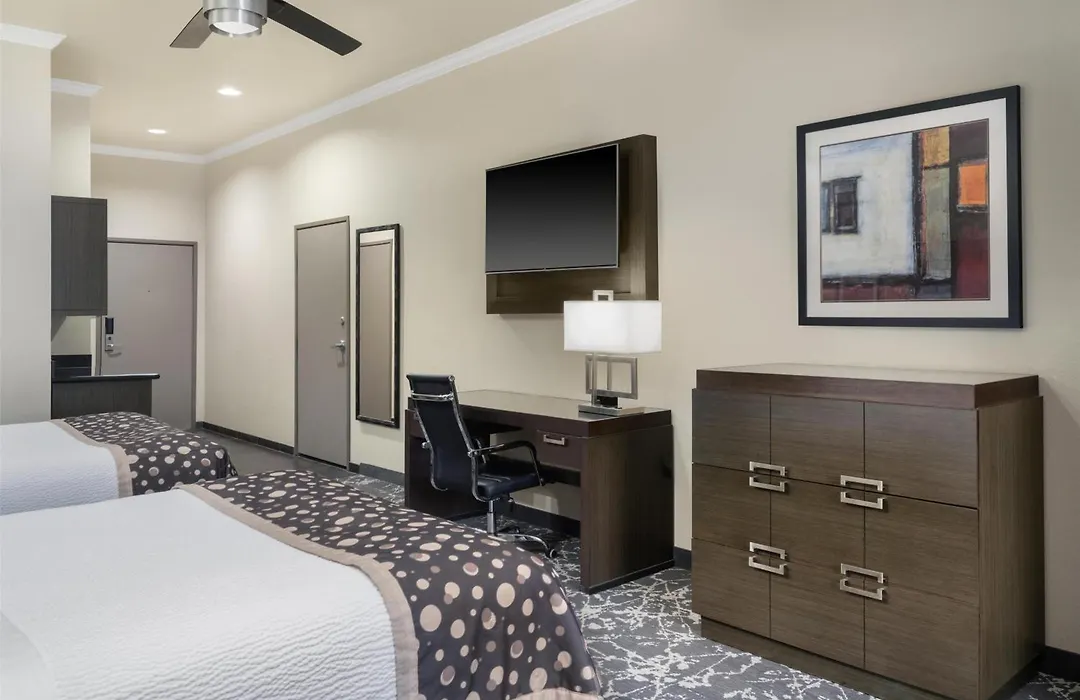 Best Western Premier Crown Chase Inn & Suites-1