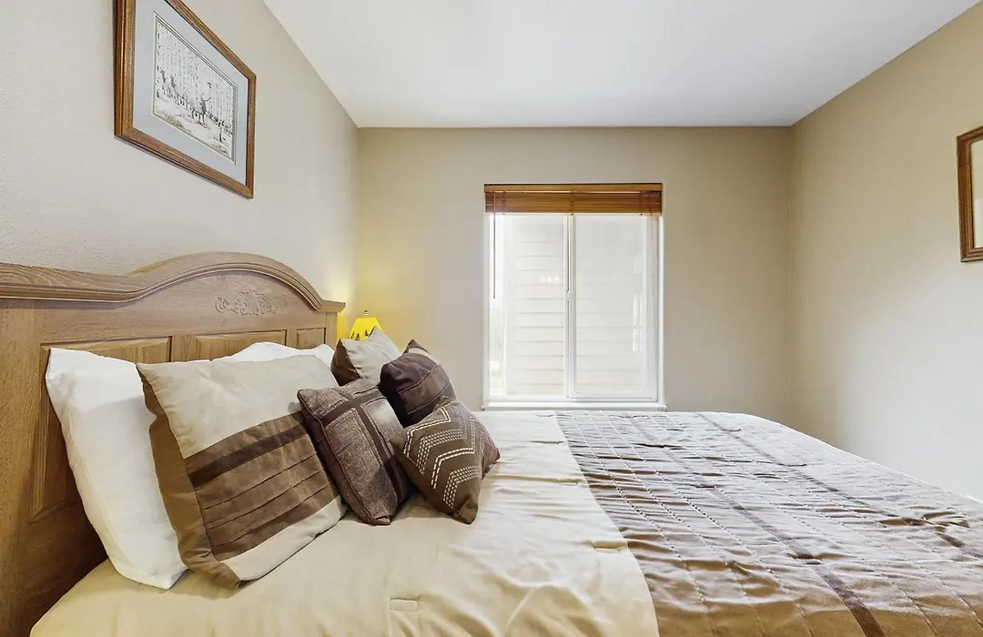 Aspen Village Condo #32-1