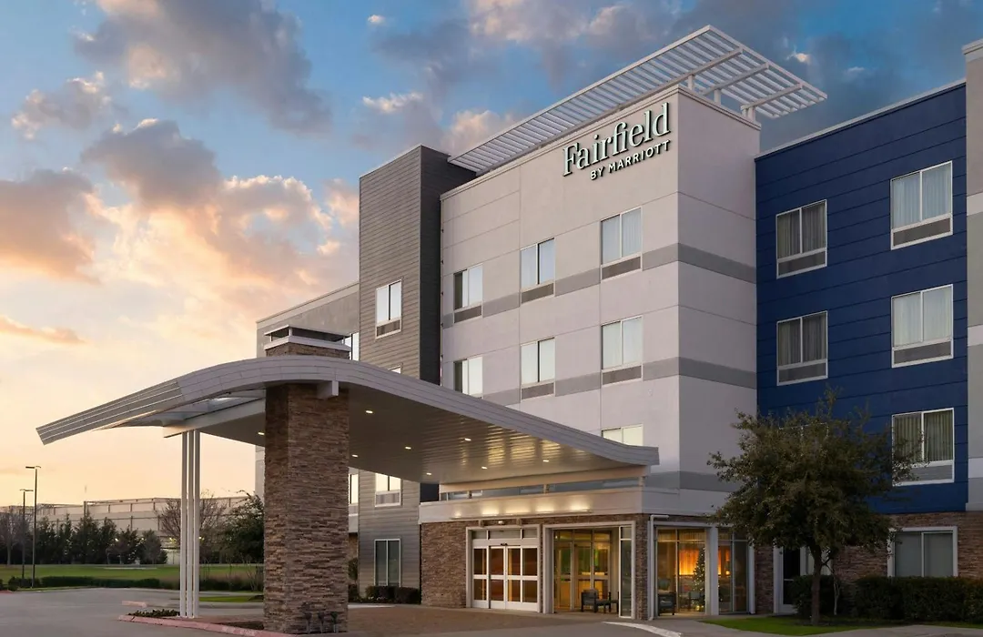 Fairfield Inn & Suites By Marriott Dallas West/I-30-1